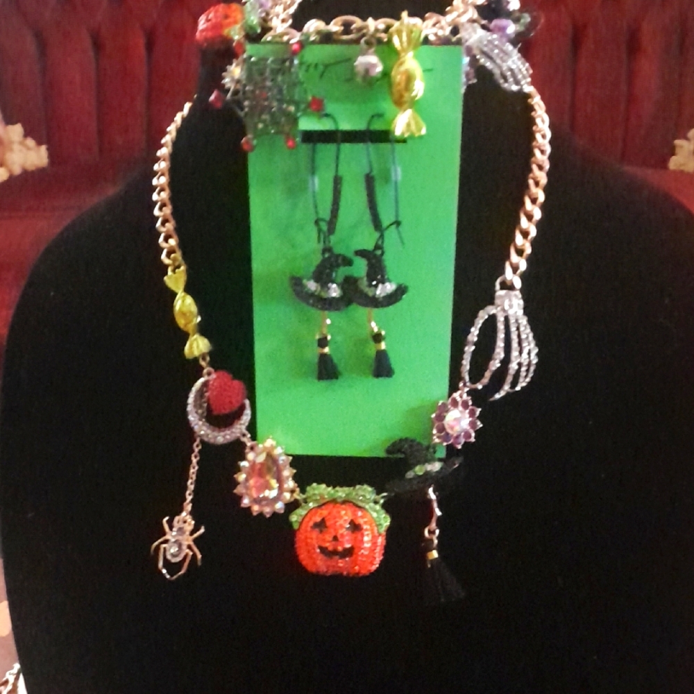 Betsey Johnson 2025 3 Piece Halloween Charm Set NWT